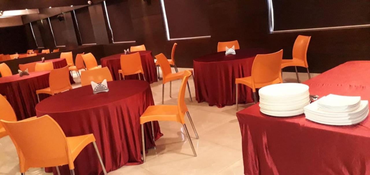 Hotel-S-Park Khammam エクステリア 写真