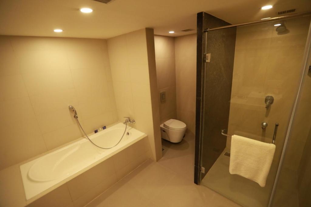 Hotel-S-Park Khammam エクステリア 写真